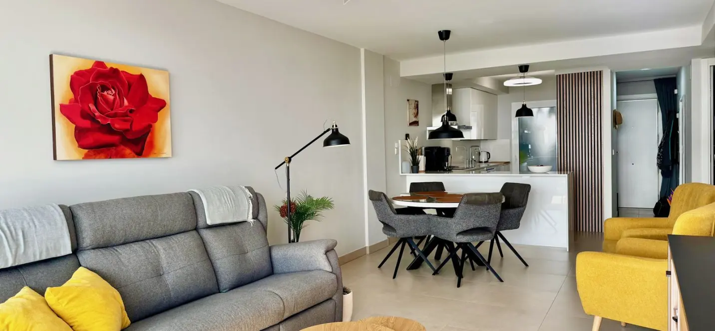 Venta de apartamento en planta media en Torreblanca 2