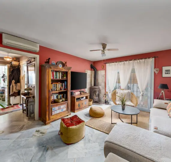 Продажа дома на две семьи в Nagüeles