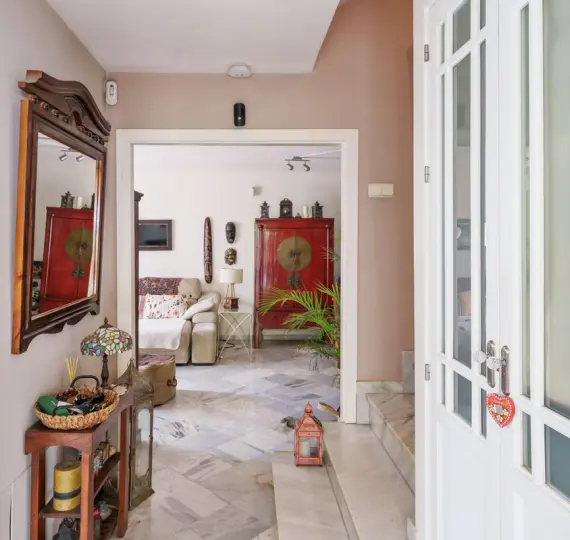 Продажа дома на две семьи в Nagüeles