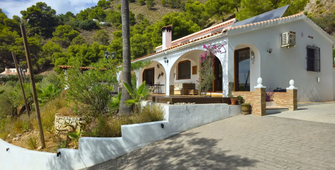 Sale of detached villa in Cómpeta 9
