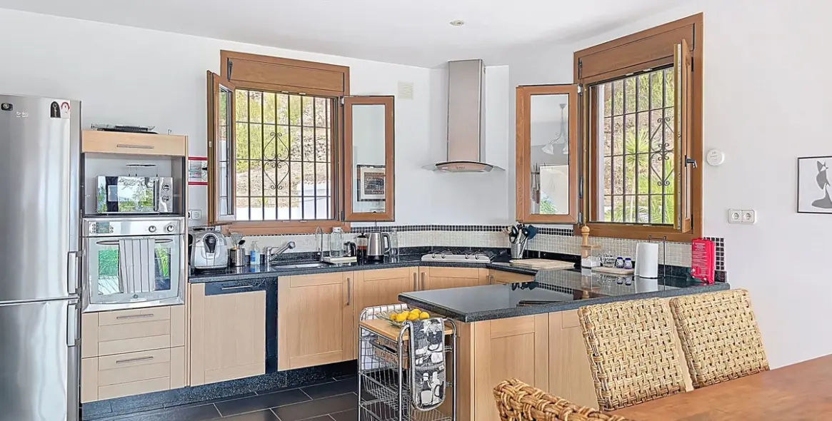 Sale of detached villa in Cómpeta 19