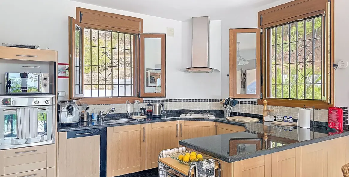 Sale of detached villa in Cómpeta 20