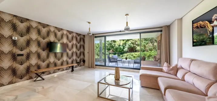 Продажа апартаментов на первом этаже в Benahavís 3