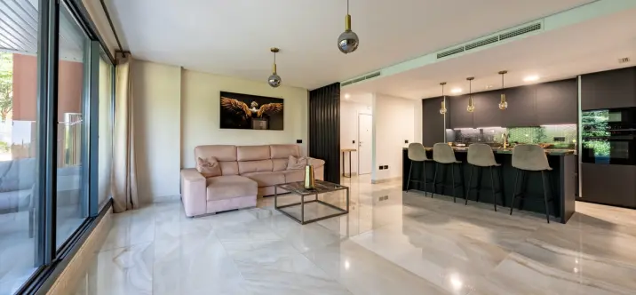 Продажа апартаментов на первом этаже в Benahavís 4