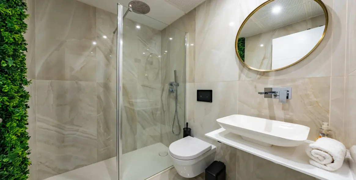 Sale of ground floor apartment in Benahavís 14