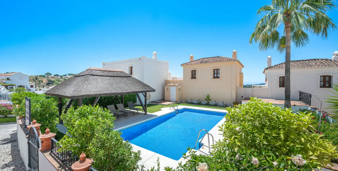 Sale of townhouse in Benahavís (district Benahavís) 3