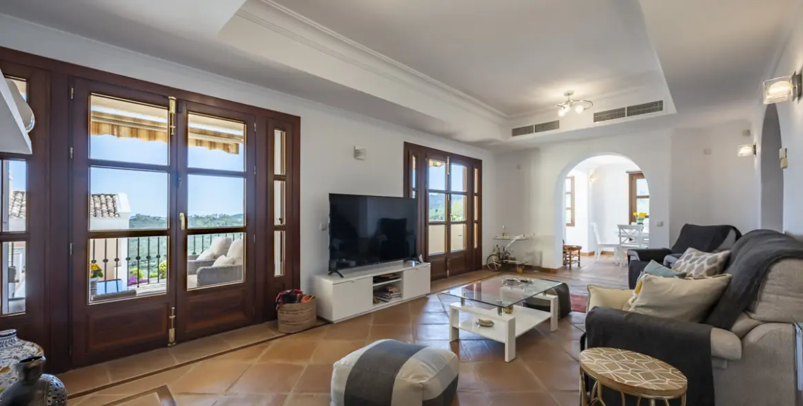 Sale of townhouse in Benahavís (district Benahavís) 7