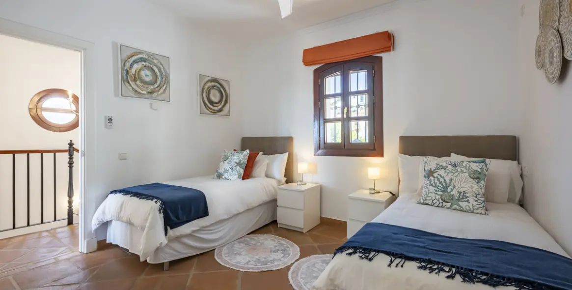 Продажа таунхауса в Benahavís 16