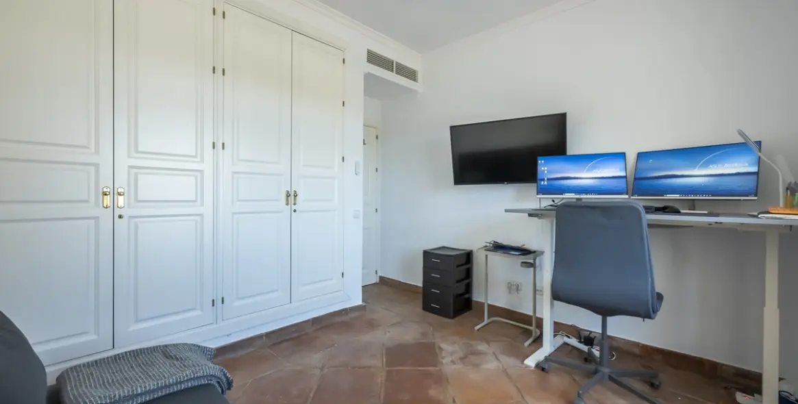 Продажа таунхауса в Benahavís 26