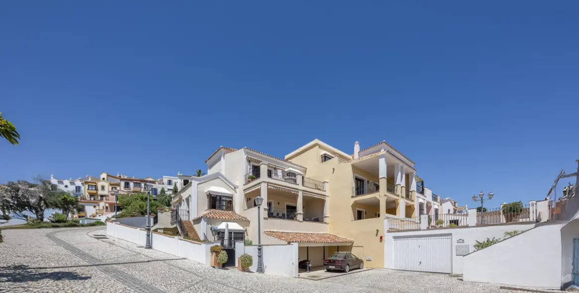 Venta de adosado en Benahavís 37