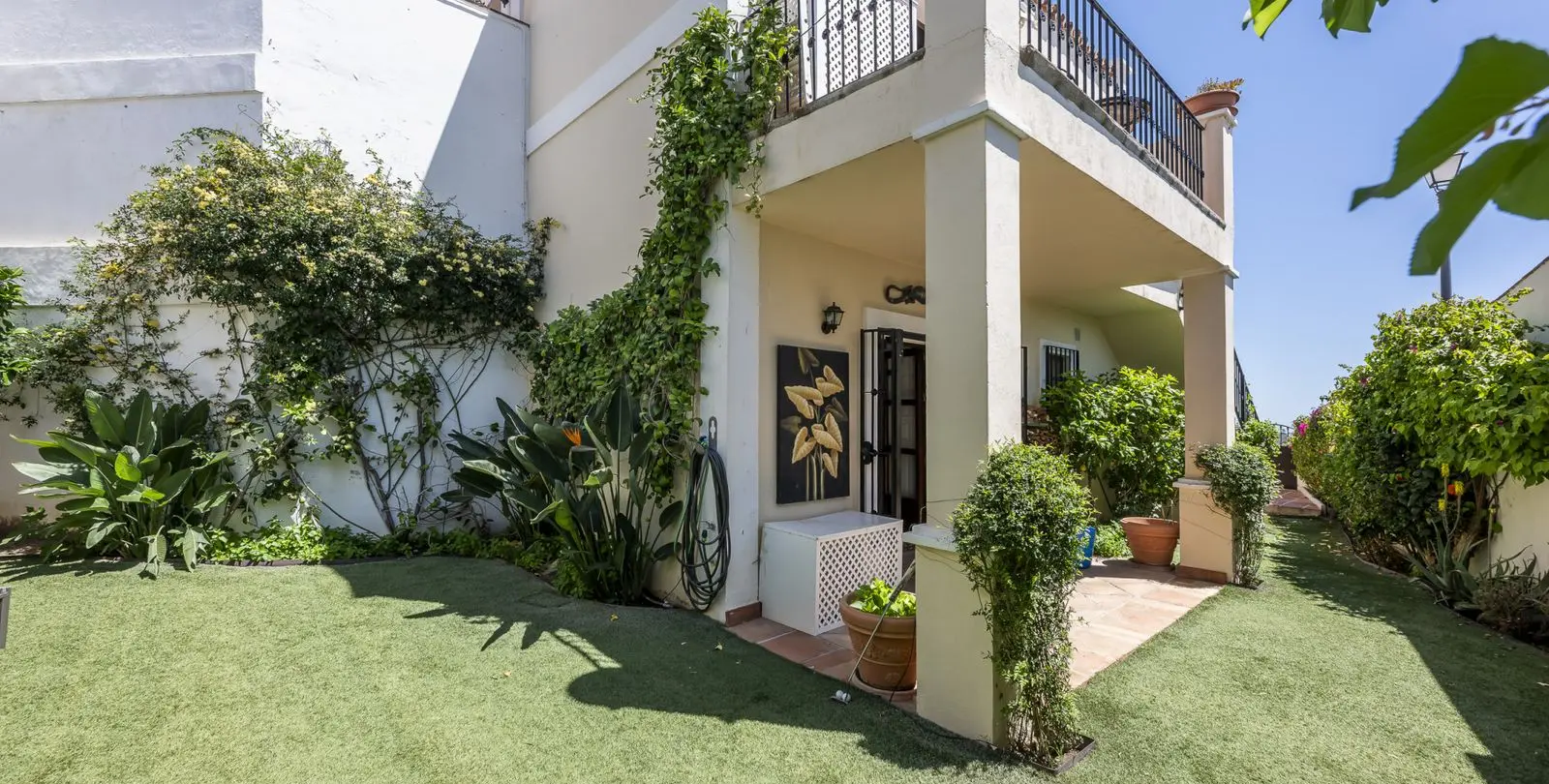 Sale of townhouse in Benahavís 1