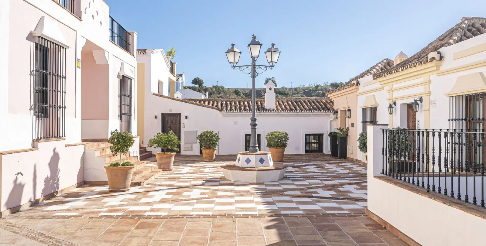 Sale of townhouse in Benahavís 36