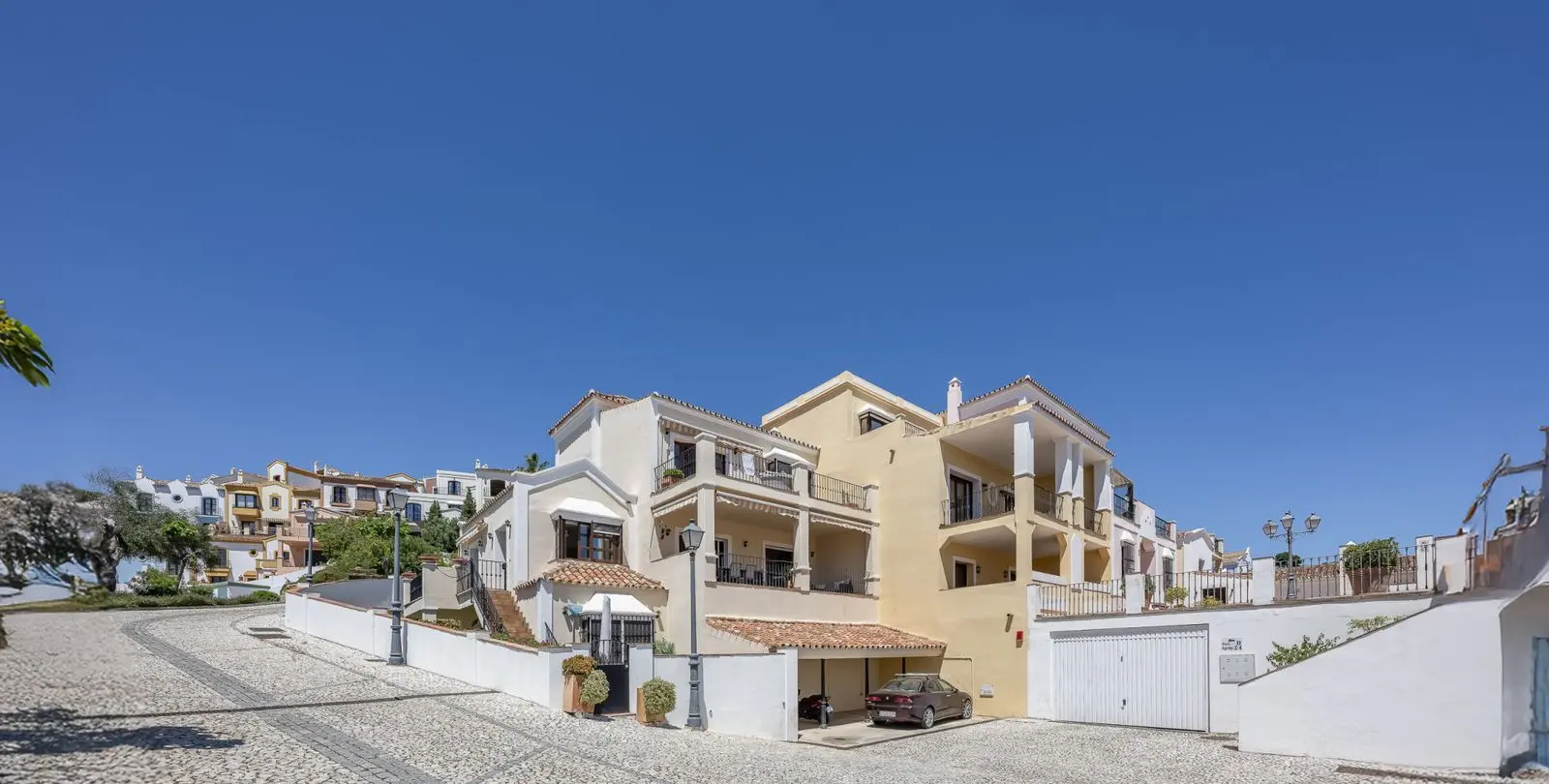 Sale of townhouse in Benahavís 37