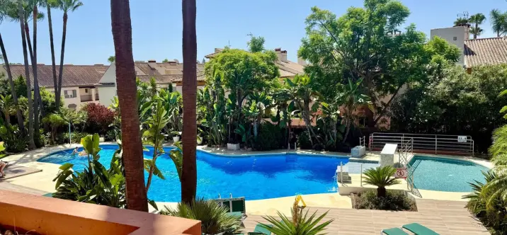 Апартаменты на среднем этаже R5214580 0