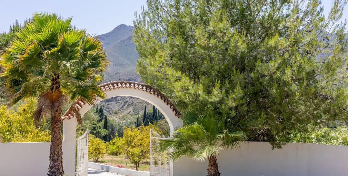 Sale of detached villa in Alhaurín el Grande 3