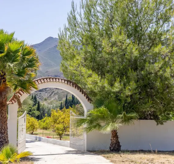 Sale of detached villa in Alhaurín el Grande
