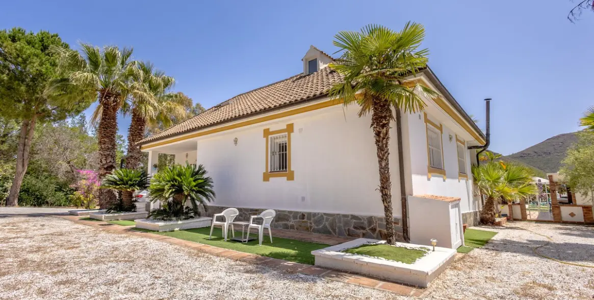 Sale of detached villa in Alhaurín el Grande 6