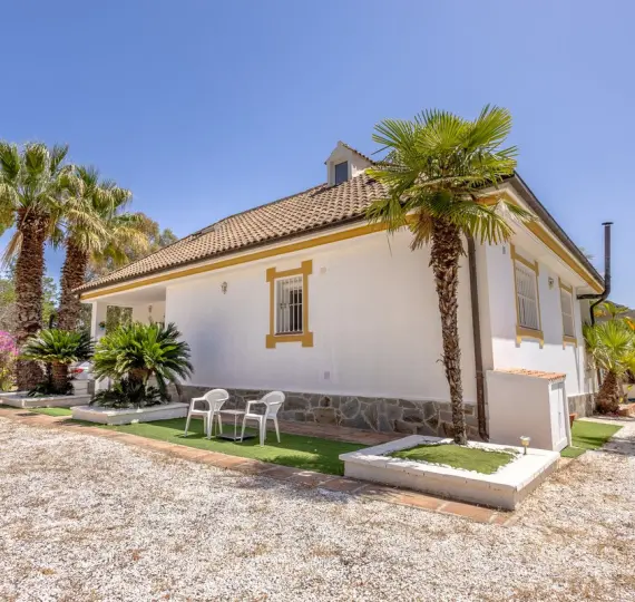 Sale of detached villa in Alhaurín el Grande