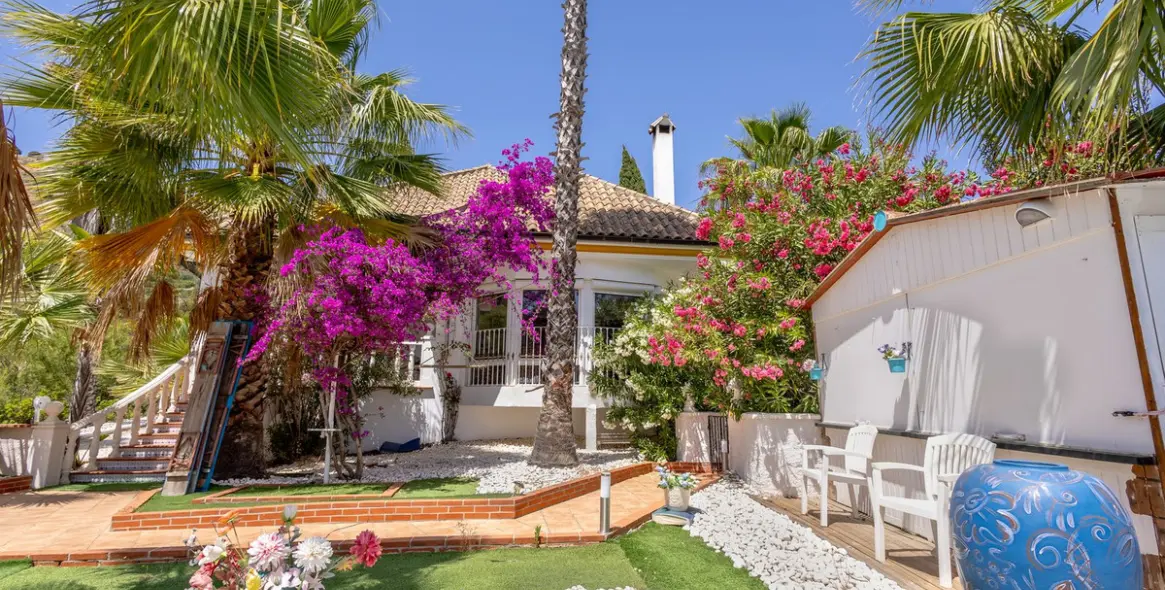 Sale of detached villa in Alhaurín el Grande 18