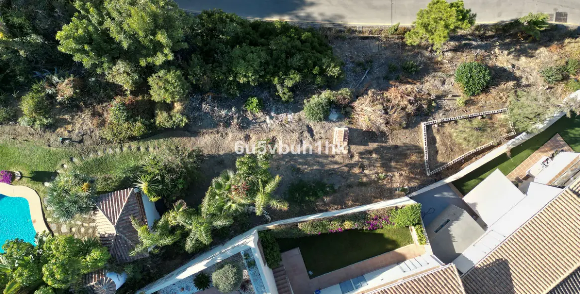 Sale of residential plot in Puerto del Almendro 4
