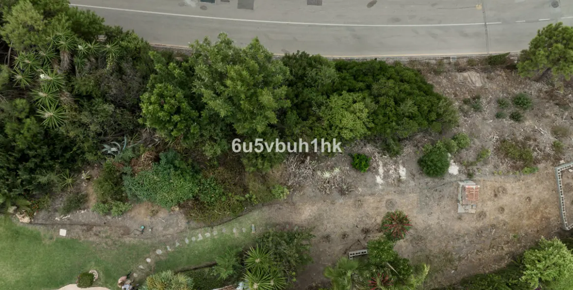 Sale of residential plot in Puerto del Almendro 5
