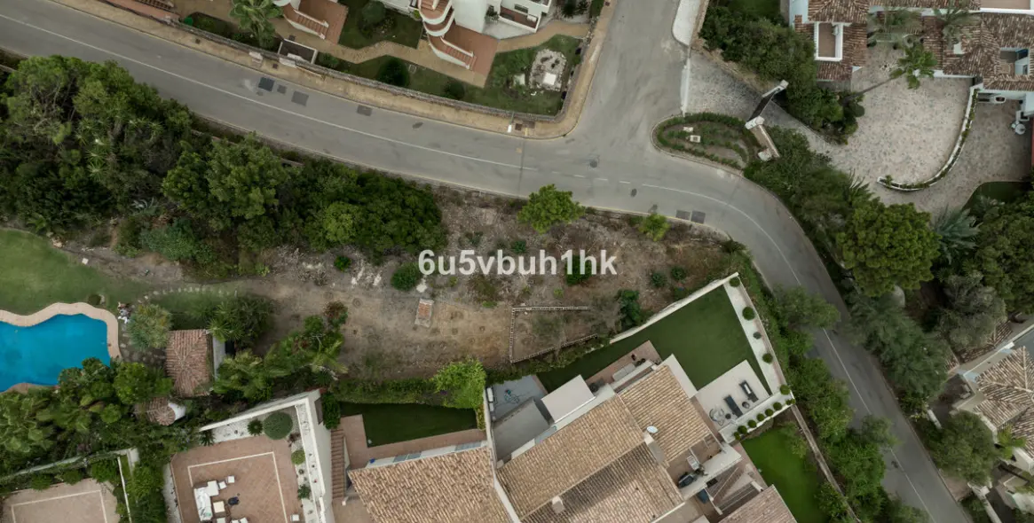 Sale of residential plot in Puerto del Almendro 6