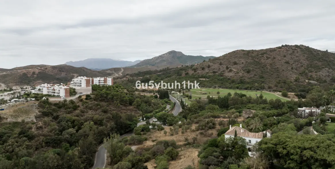 Sale of residential plot in Puerto del Almendro 9