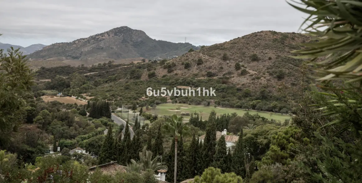 Sale of residential plot in Puerto del Almendro 12
