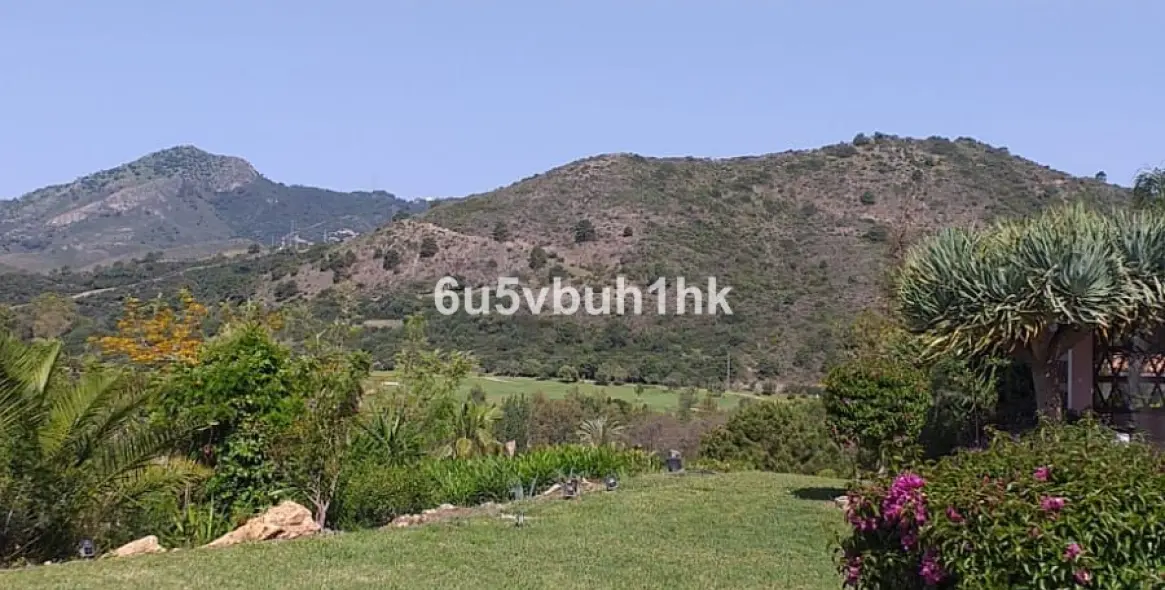Sale of residential plot in Puerto del Almendro 17