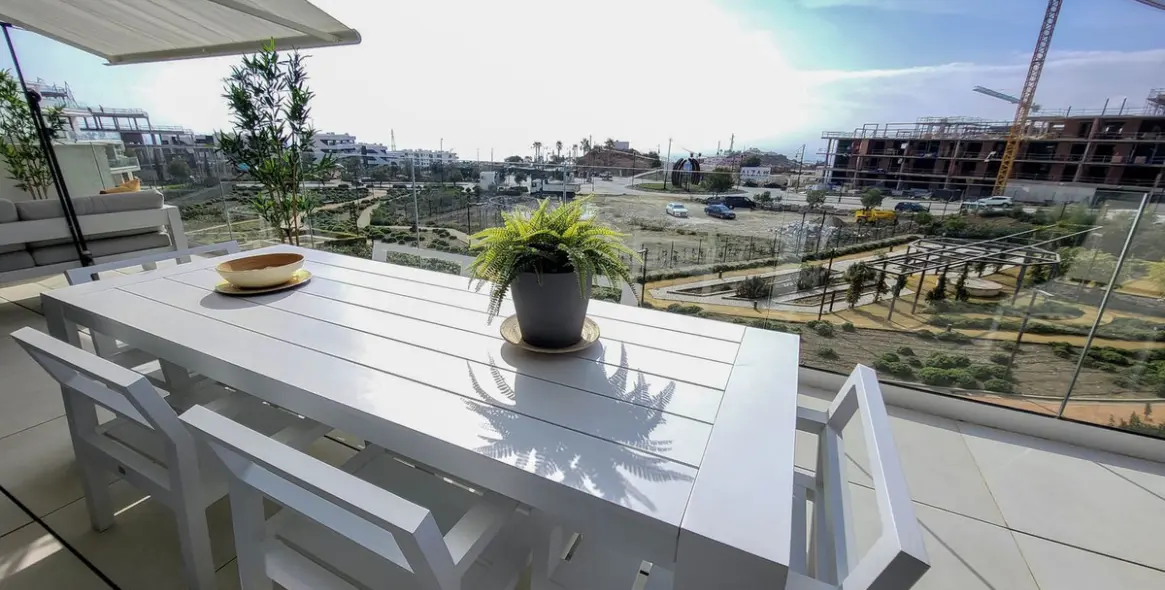 Venta de apartamento en planta media en Fuengirola 10