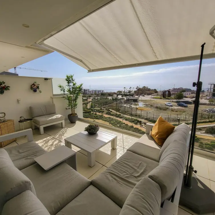 Venta de apartamento en planta media en Fuengirola
