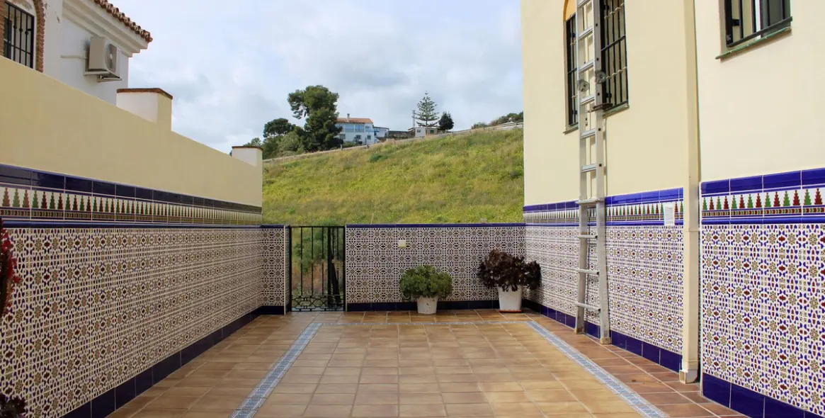 Sale of detached villa in Nerja 3