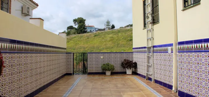 Sale of detached villa in Nerja 2