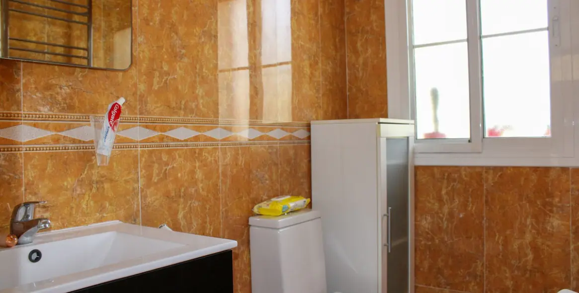 Sale of detached villa in Nerja 15