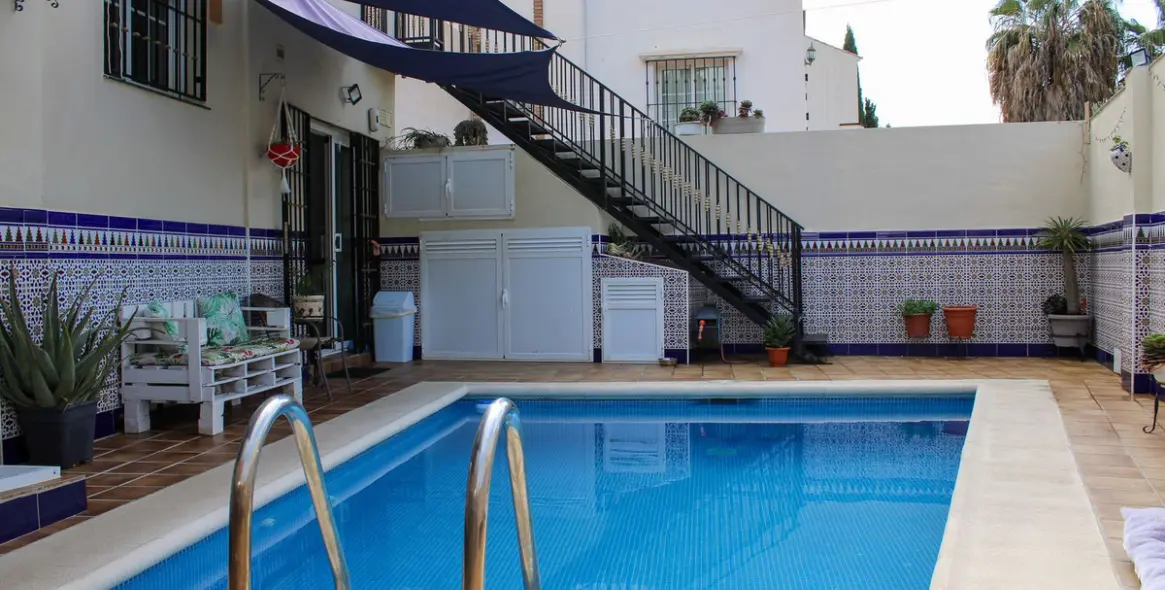 Sale of detached villa in Nerja 32