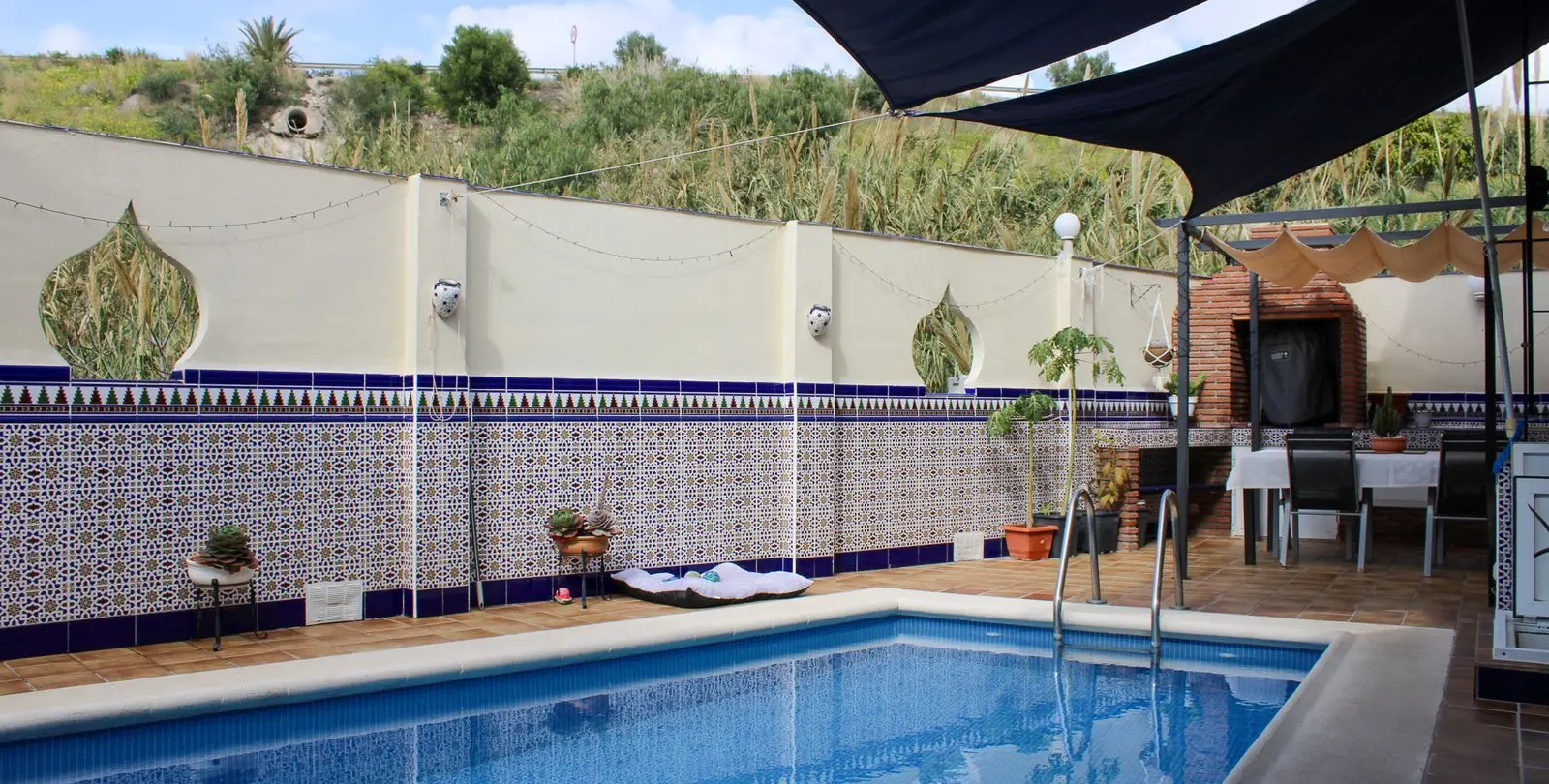 Продажа  отдельно стоящей виллы в Nerja 30