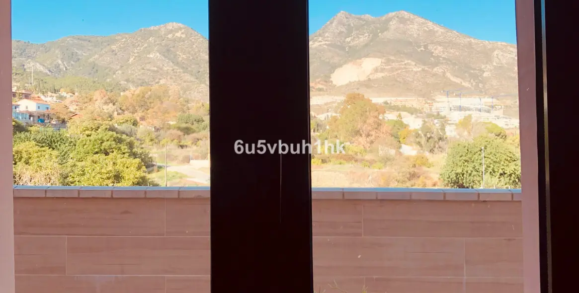 Продажа  отдельно стоящей виллы в Benalmadena Pueblo 25