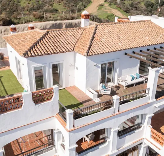 Venta de ático en Calahonda