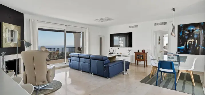 Venta de ático en Calahonda 4