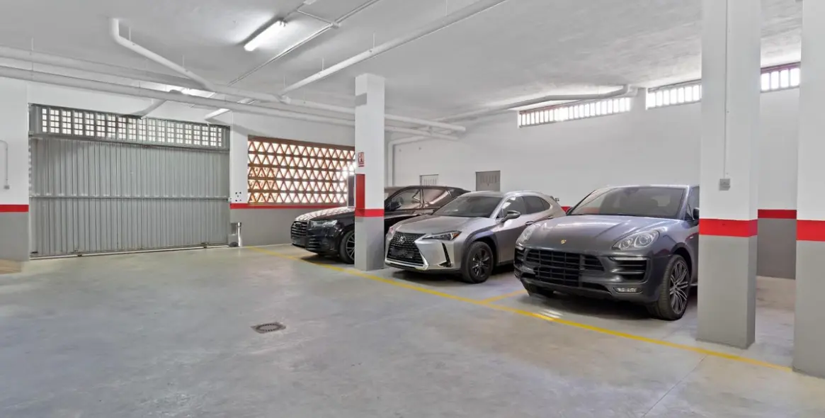 Продажа пентхауса в Calahonda 43