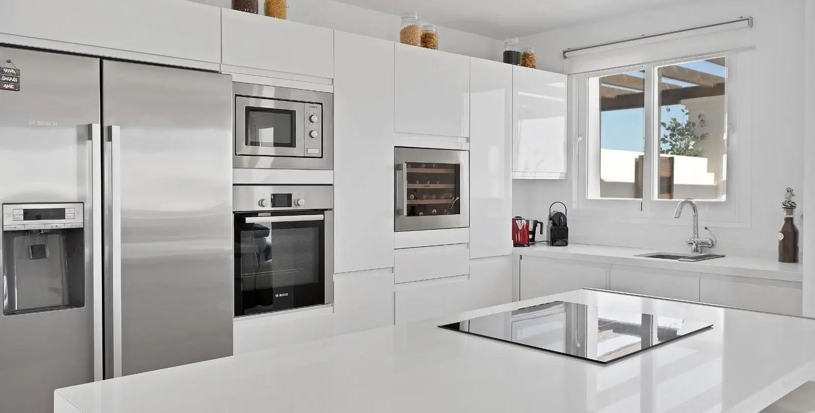Sale of penthouse in Calahonda 11