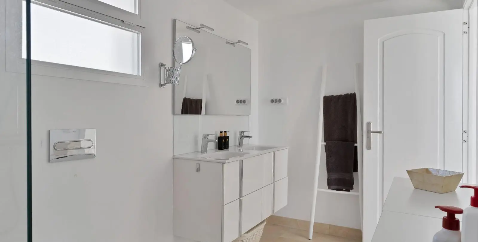 Sale of penthouse in Calahonda 23