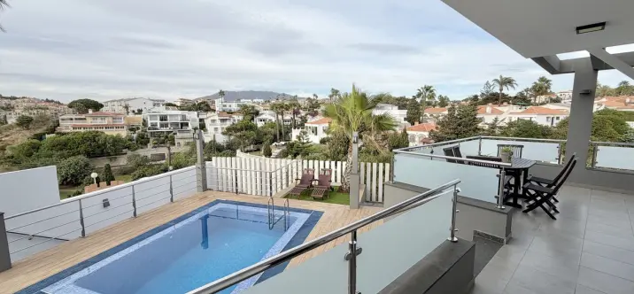 Продажа  отдельно стоящей виллы в Mijas Costa 0