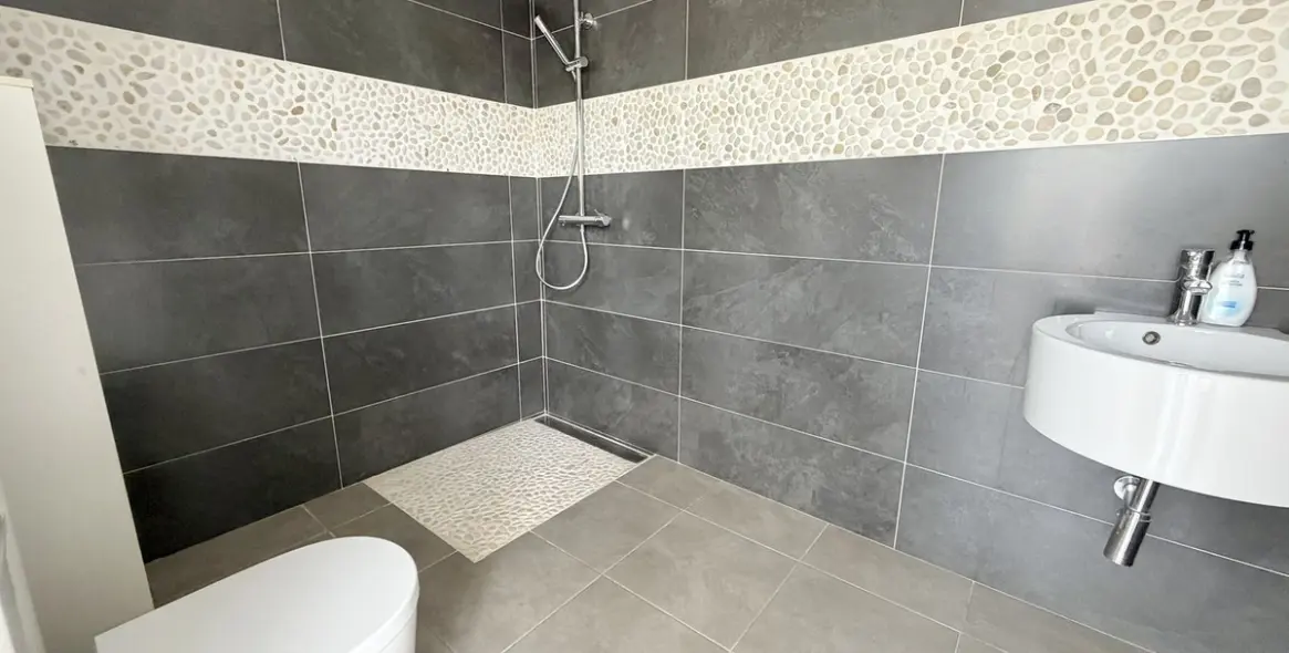 Sale of detached villa in Mijas Costa 25