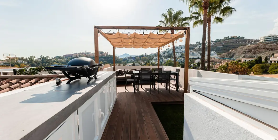 Long-term rent of penthouse duplex in La Quinta 20