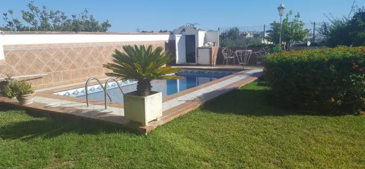 Продажа  отдельно стоящей виллы в Mijas Costa 2