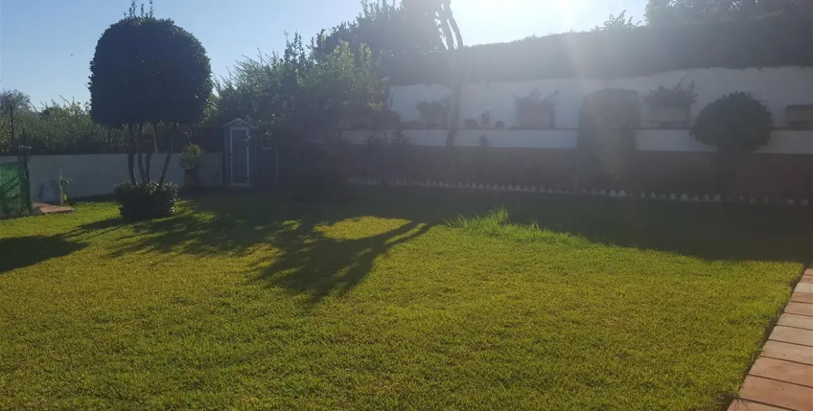 Продажа  отдельно стоящей виллы в Mijas Costa 7