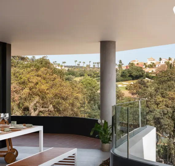 Апартаменты на первом этаже R3467524