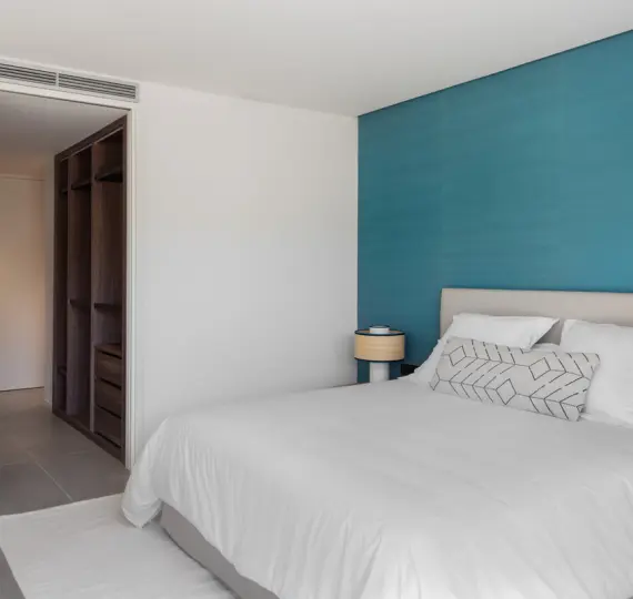 Апартаменты на первом этаже R3467524