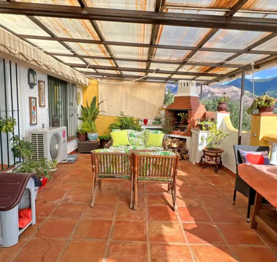 Продажа  отдельно стоящей виллы в Mijas